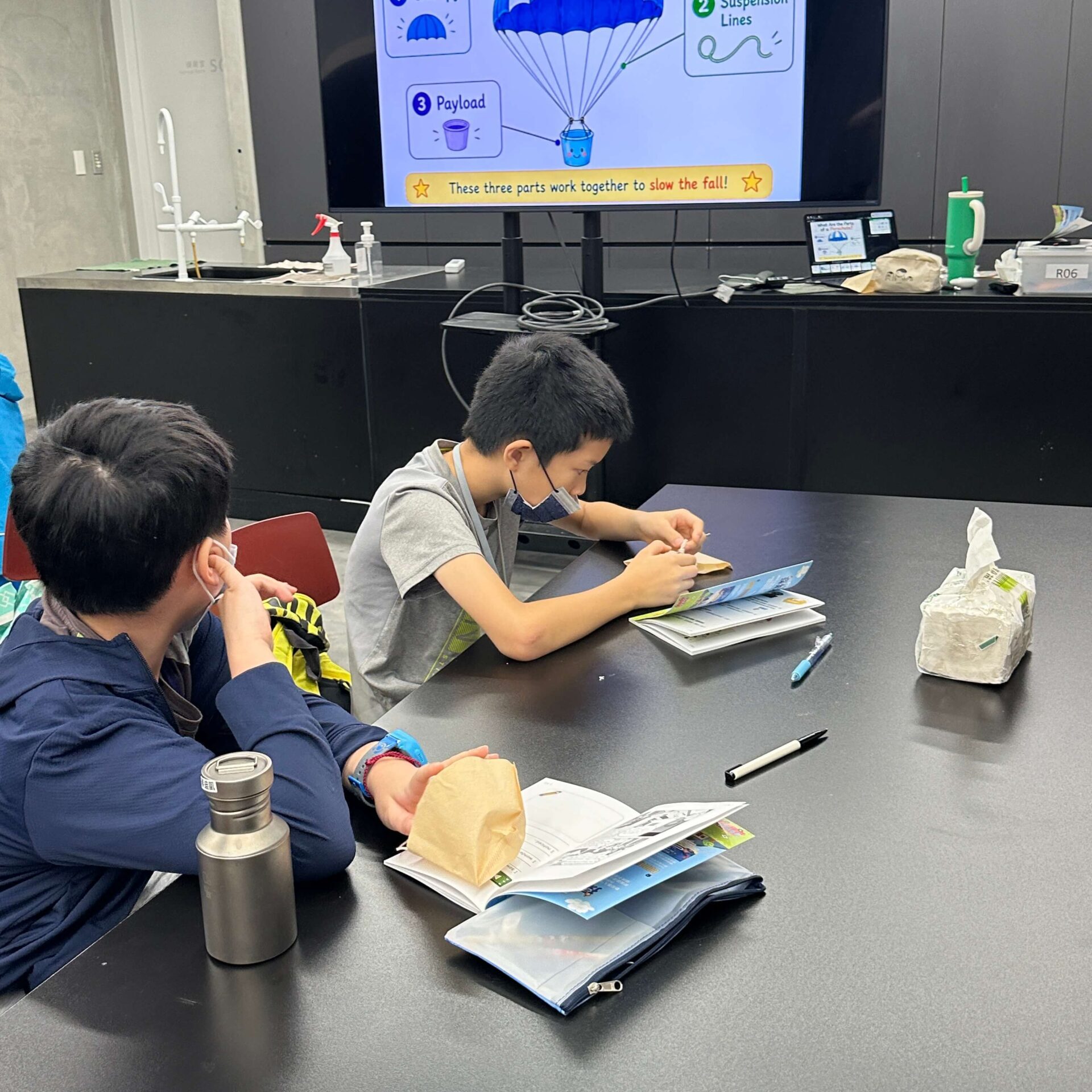 2026 探索模式ON雙語五日營實驗一降落傘實驗三